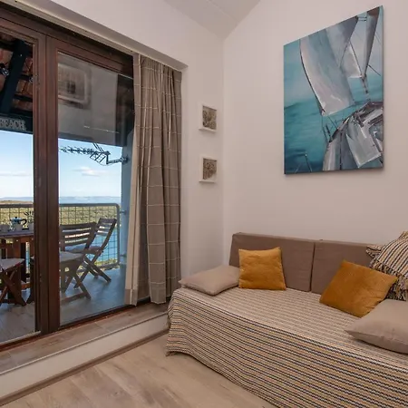 Baselak Apartment Segotici